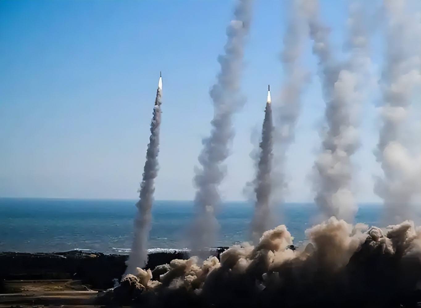 战士为何全戴神秘面罩?危急关头可救命j9九游会网址是什么对台演习中我海军(图8) 战士为何全戴神秘面罩?危急关头可救命j9九游会网址是什么对台演习中我海军(图8)